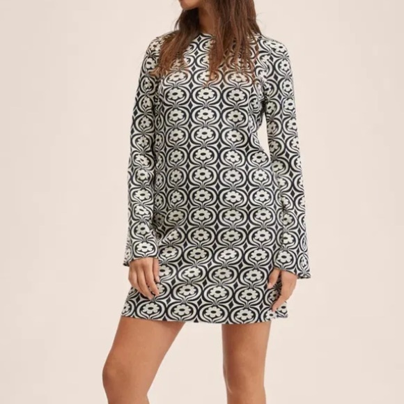 Mango Dresses & Skirts - Mango Black Floral Printed Long Sleeve Funky Psychedelic Print Mini Dress Size 4